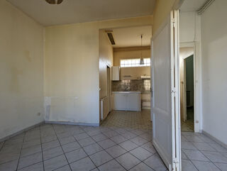  Immeuble � vendre 12 pi�ces 208 m�