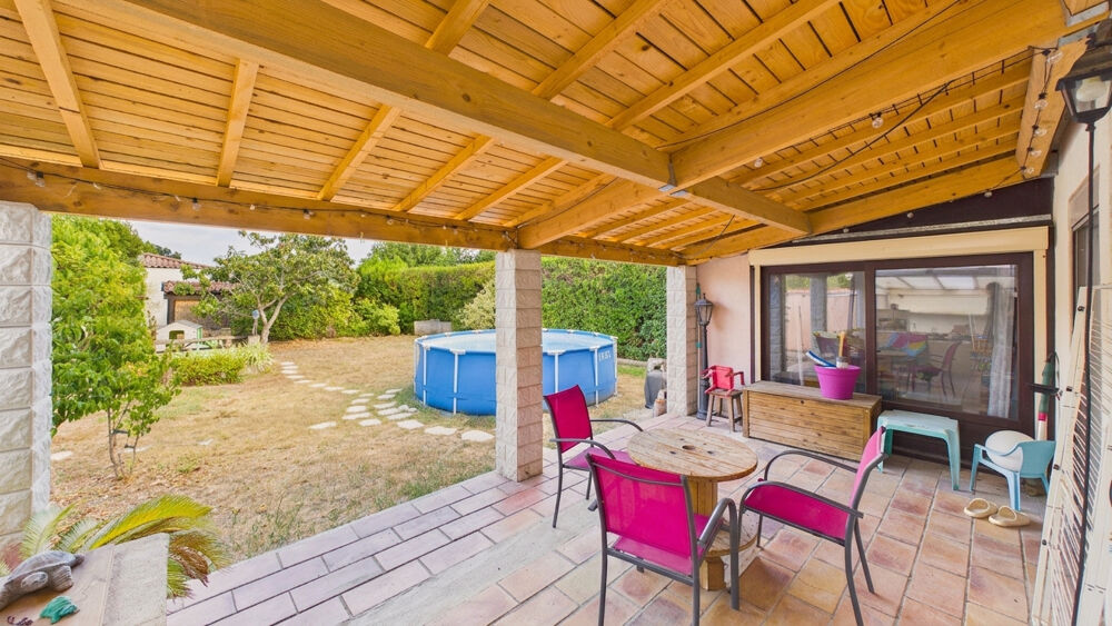Vente Maison MAISON TRADITIONNELLE T5 DE PLAIN-PIED 116 m² TERRAIN DE 893 m² SECTEUR GOLF DE CHÂTEAUBLANC Morieres les avignon