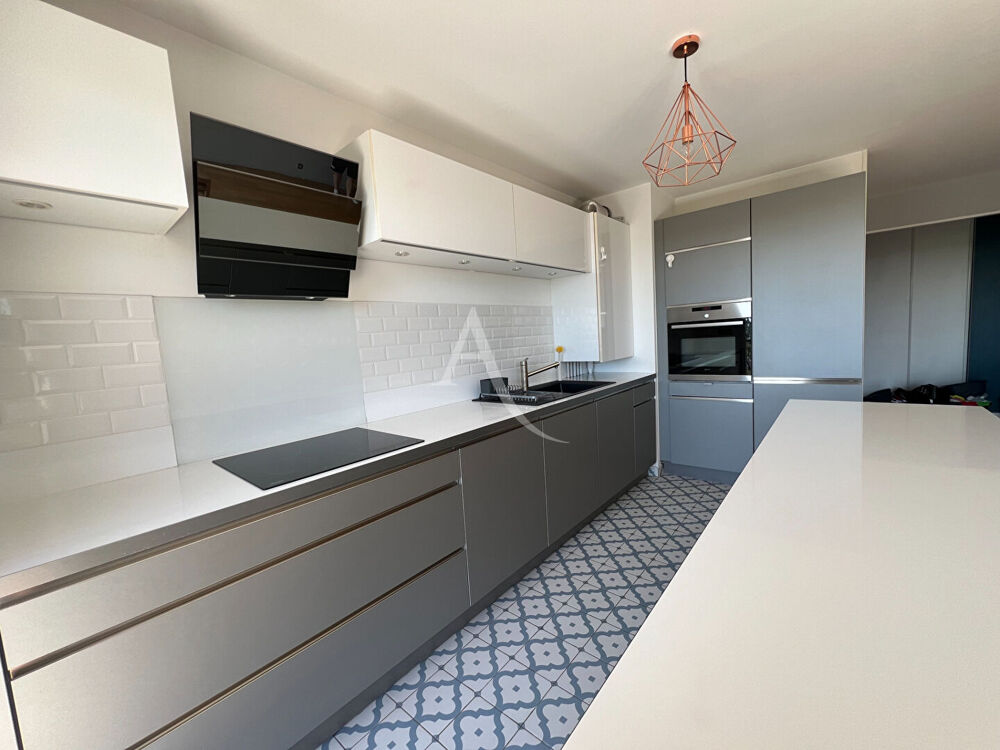 Appartement Yerres 3 pièce(s) 85 m2