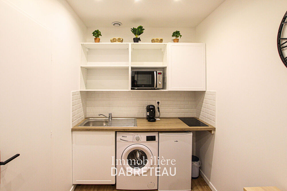Location Appartement A LOUER - STUDIO MEUBLE DE 16.76m² - LYON 1ER Lyon 1