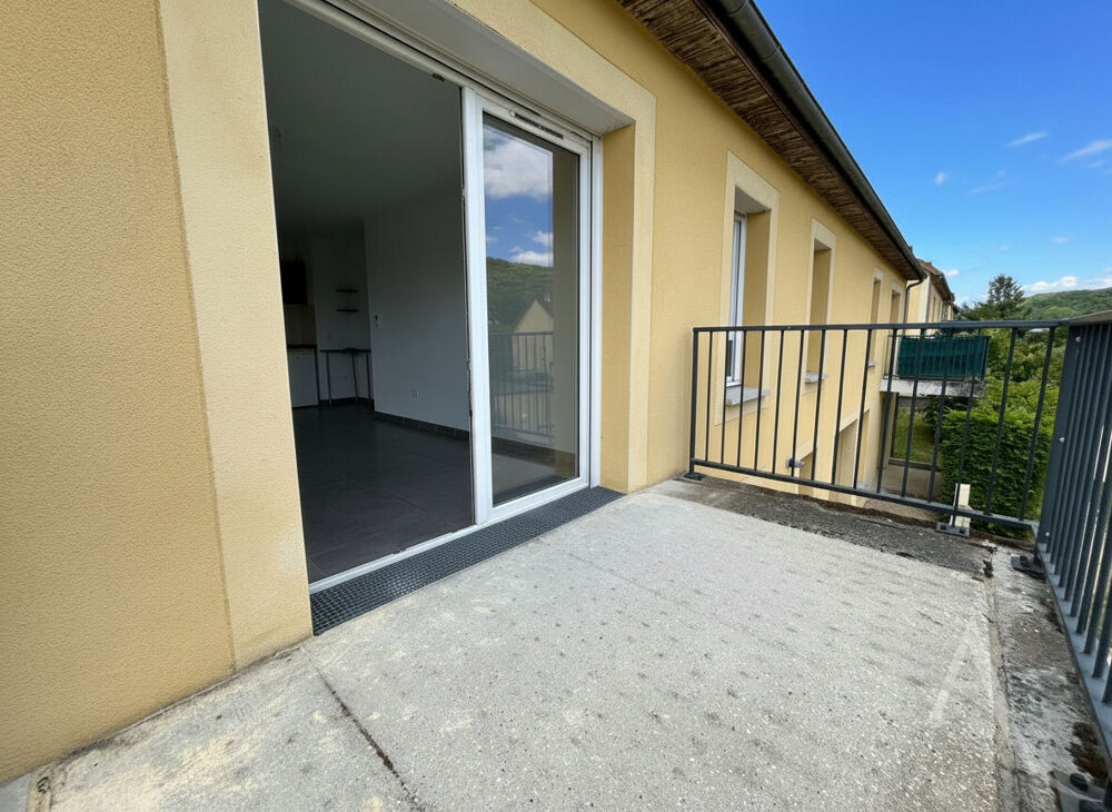 Résidence récente appartement 3 pièces située dans la communes de Follainville Dennemont