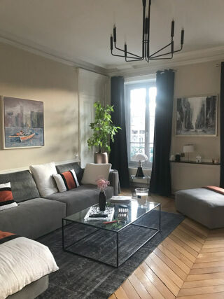  Appartement à louer 4 pièces 141 m²