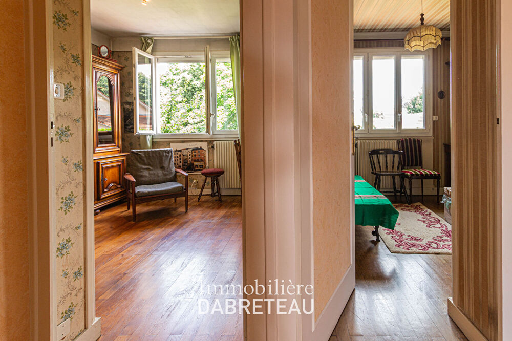 Vente Maison Maison Bron 8 pièce(s) 246 m2 Bron