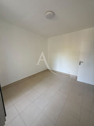  Appartement à louer 1 pièce 22 m²