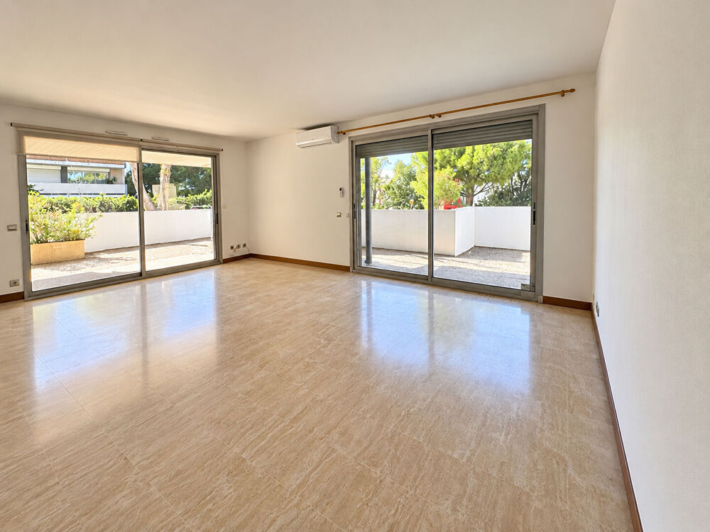 Appartement Saint Anne T4 90 m² Terrasse, parking sous sol, cave