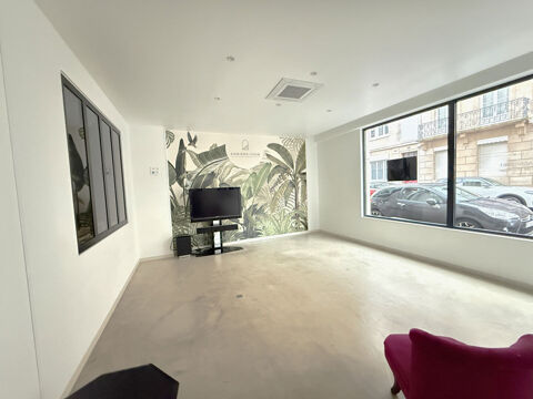   Local commercial 79.65m² - Centre Ville de BESANCON 