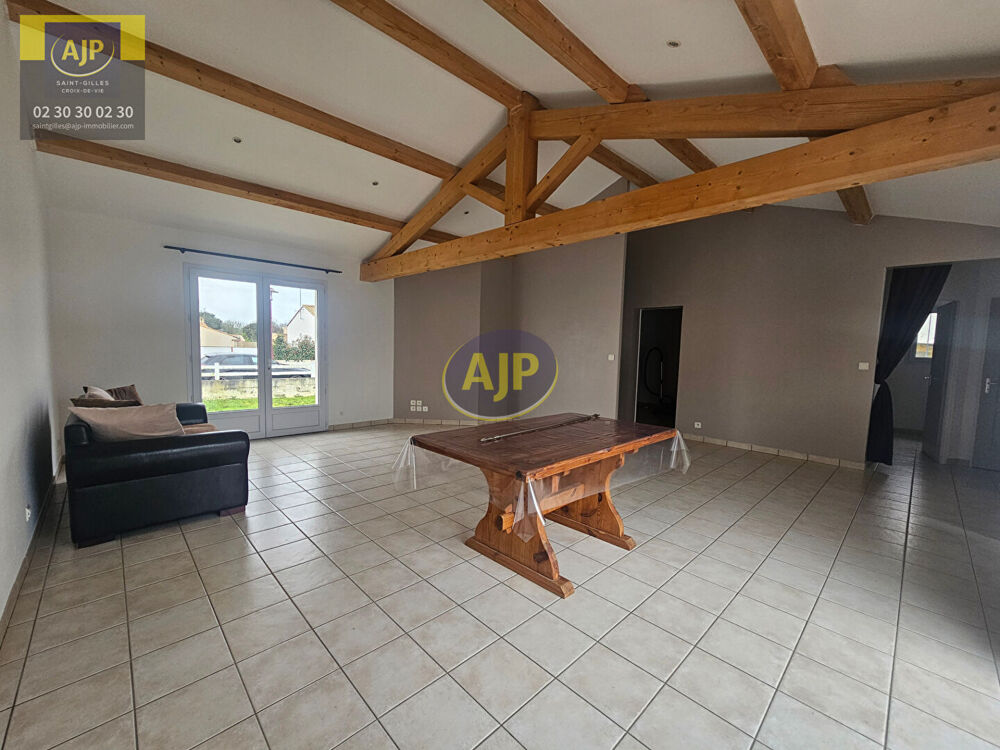 LE FENOUILLER Maison 3 chambres