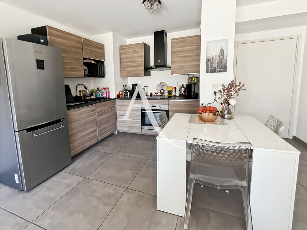 Vente Appartement A vendre Appartement type 2 de 42 m2 13013 à Marseille avec terrasse et place de parking Marseille 13