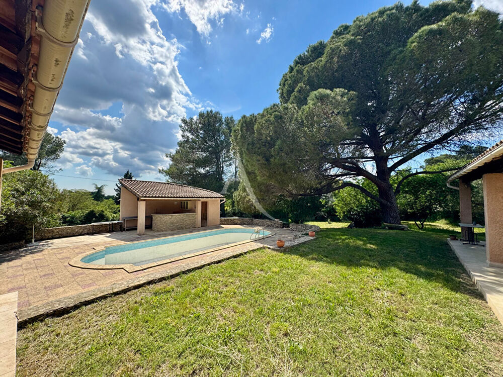 Maison Nimes 8 pièce(s) 180 m2