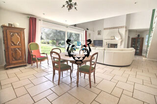  Maison  vendre 5 pices 206 m