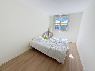 Appartement à louer 4 pièces 68 m²