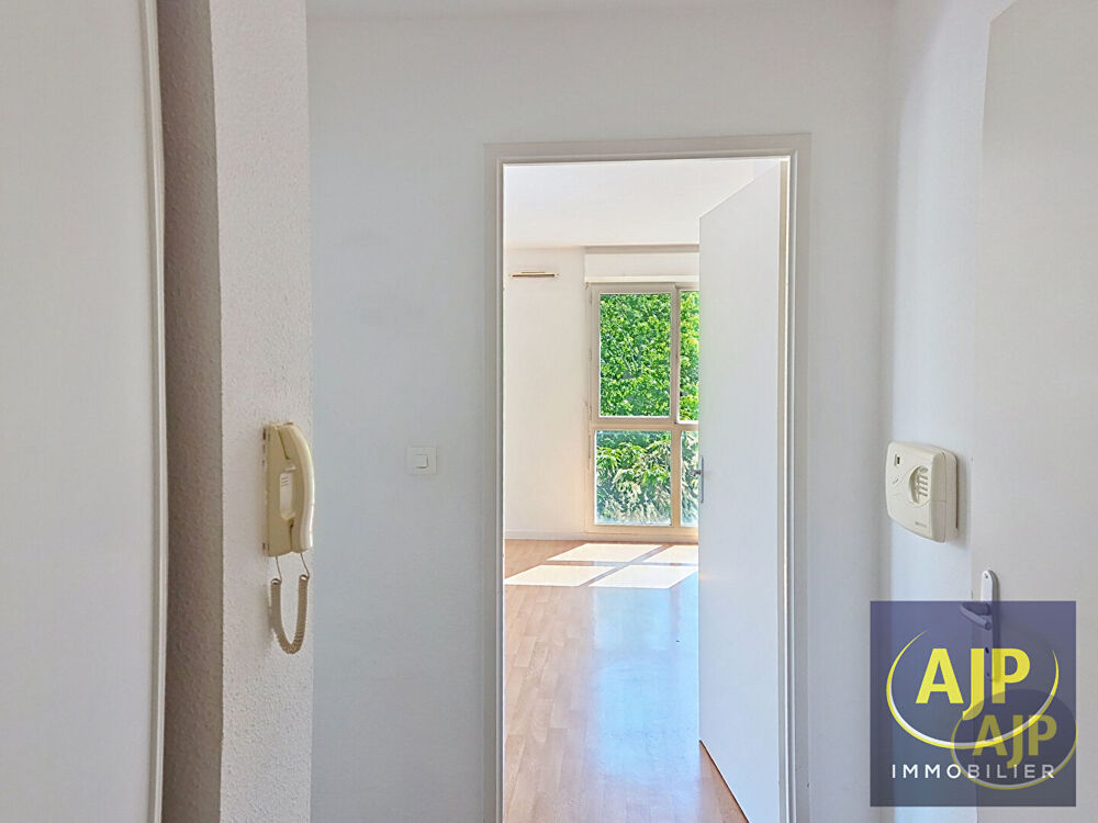 Vente Appartement Beau T2 lumineux de 43 m²  Secteur Perverie / Petit Port / Morrhonnière Nantes