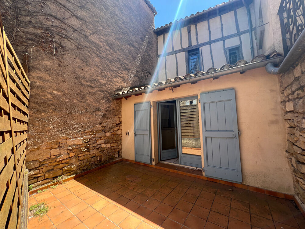 Charmante maison de village avec cour et garage