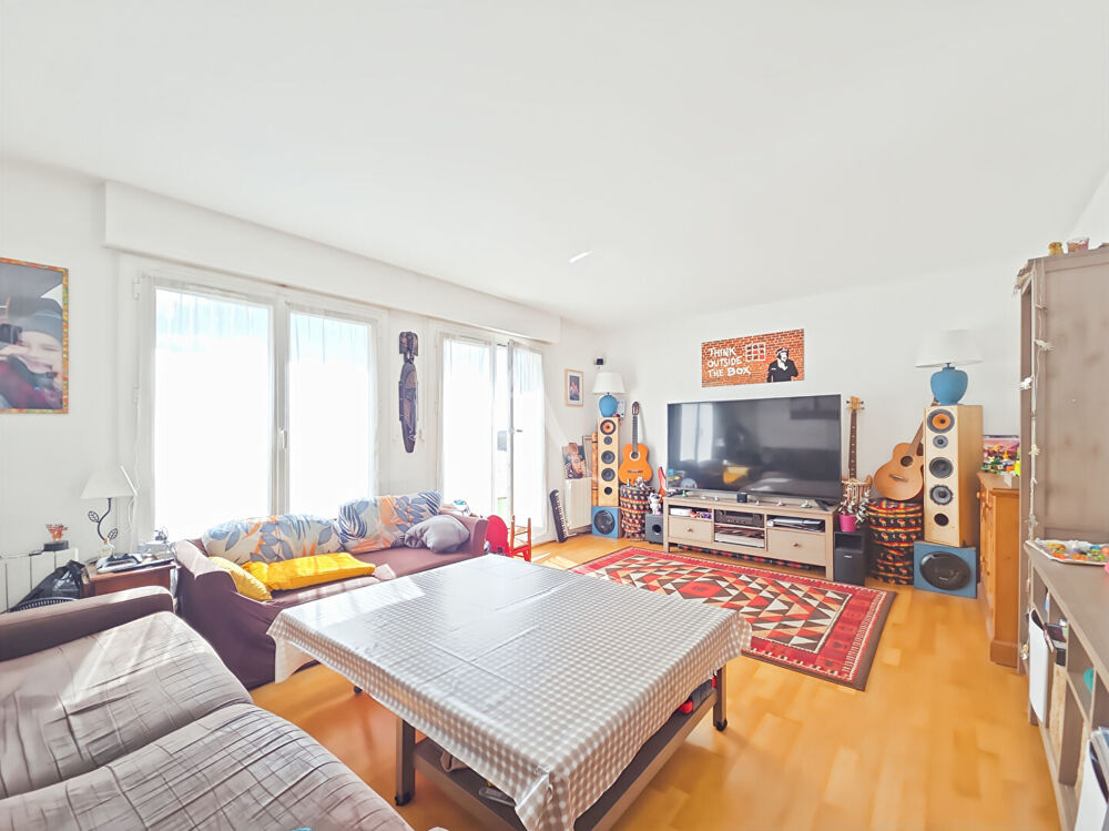 Appartement centre ville 3 pièces 67m² cave et parking