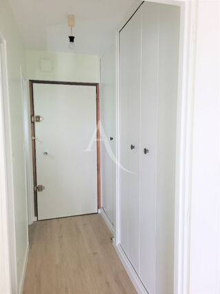 Location Appartement Appartement  LA CHAUME  Les Sables D Olonne 1 pièce(s) 30 m2 Les sables d olonne