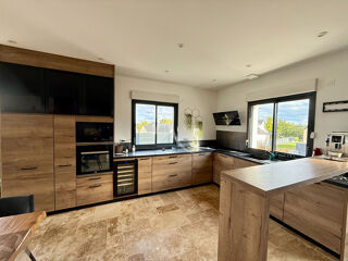  Maison  vendre 5 pices 198 m