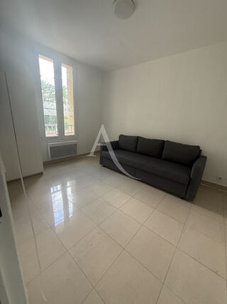  Appartement à louer 1 pièce 22 m²