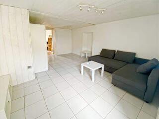  Appartement à louer 1 pièce 34 m²