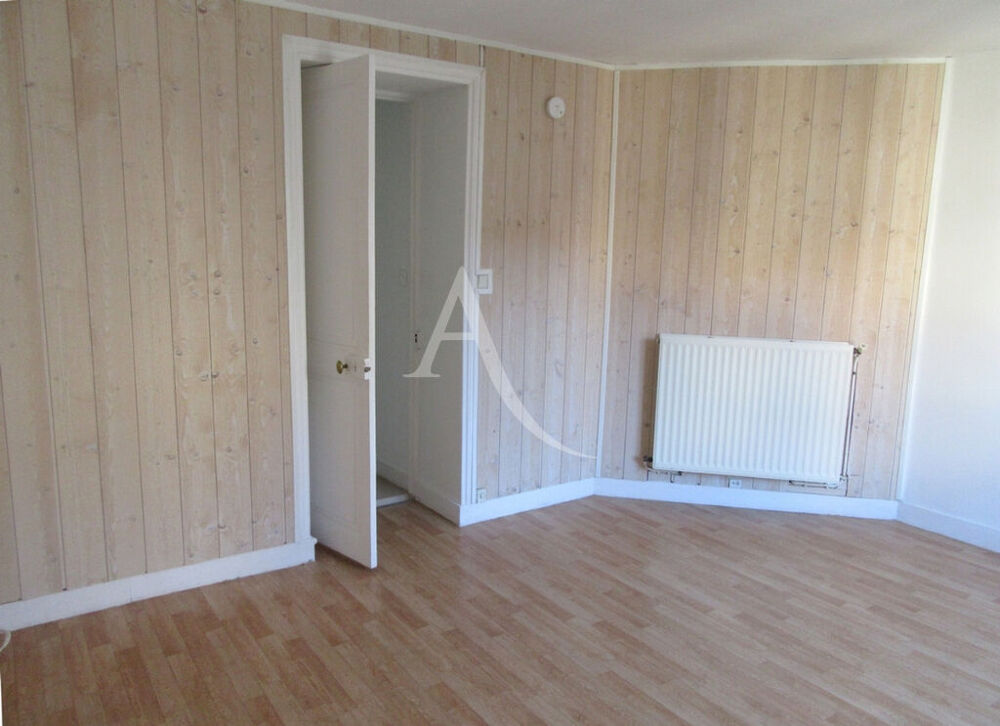 Location Maison Maison Cognac de 71m² 2 chambres, cour, hyper centre Cognac