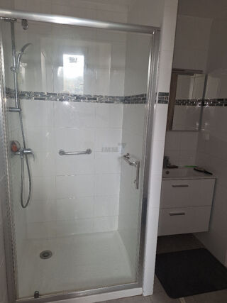  Appartement à louer 2 pièces 43 m²