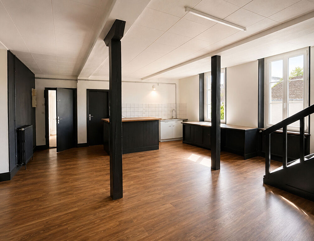 F3 Duplex à louer sur la commune de FALAISE - Place Reine Mathilde