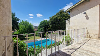  Maison  vendre 9 pices 205 m