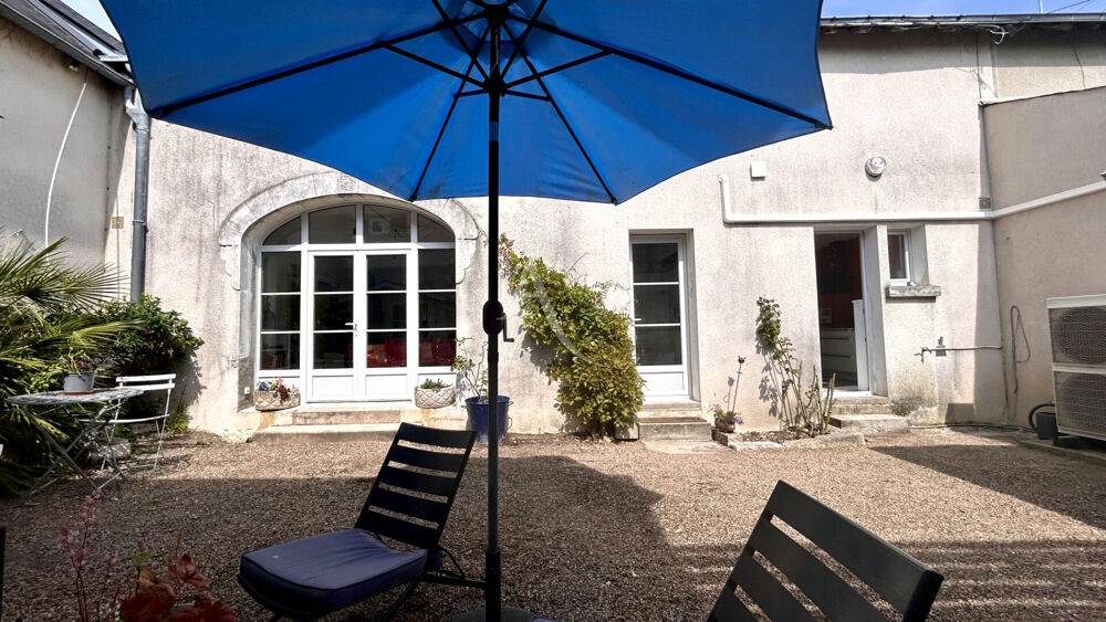 Vente Maison Maison de ville aux volumes remarquables, 3 chambres Montrichard