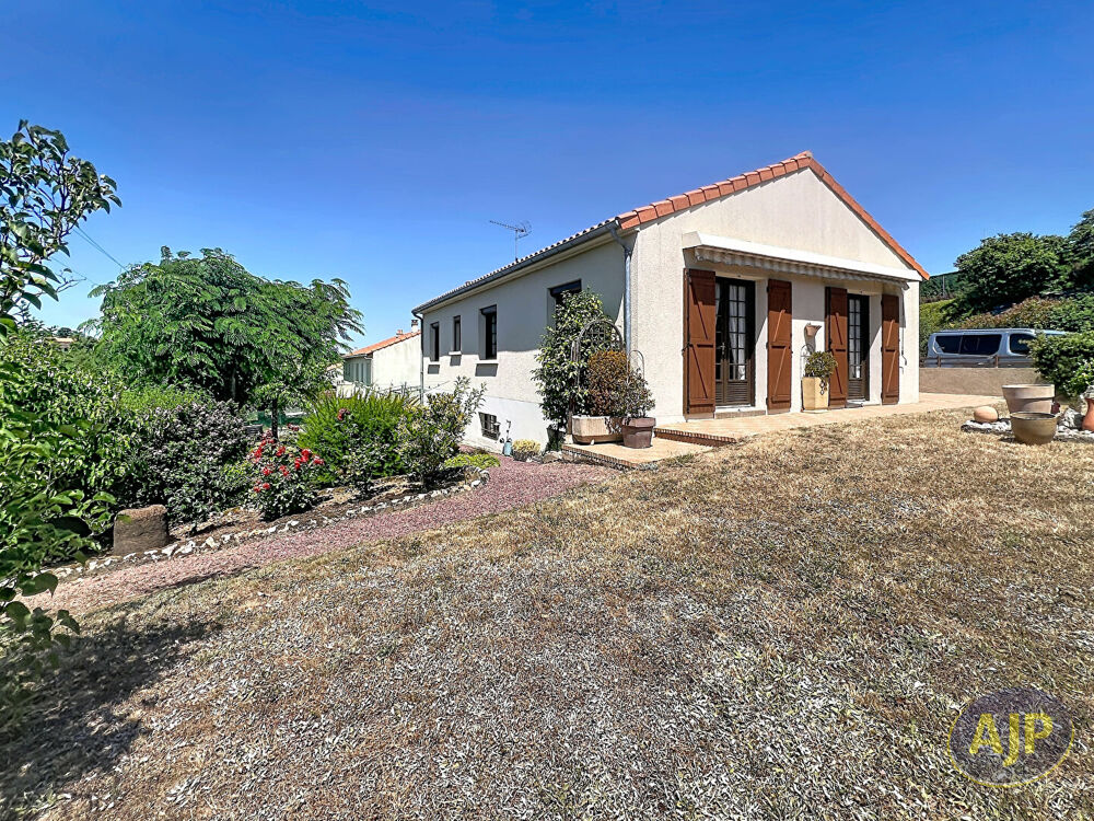 Vente Maison Maison Montrevault 4 pièce(s) 83 m2 Montrevault