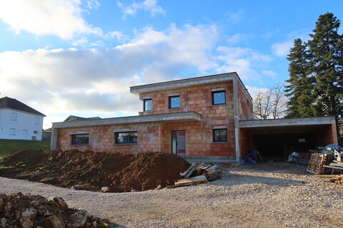  Maison � vendre 7 pi�ces 205 m�