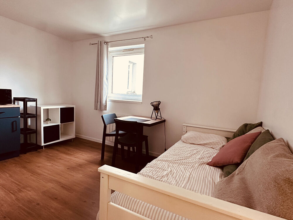 SAINT-BRIEUC Centre ville - Studio Meublé