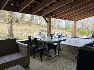  Maison 7 pi�ces 147 m� Serralongue