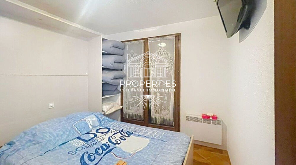 Vente Appartement LE LAVANDOU  PRAMOUSQUIER- T2 - 32 M² - TERRASSE - VUE MER - GARAGE Le lavandou