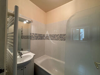  Appartement à louer 2 pièces 34 m²