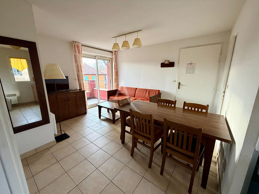 Bel appartement T3 situé dans résidence sécurisée avec piscine proche centre Prayssac