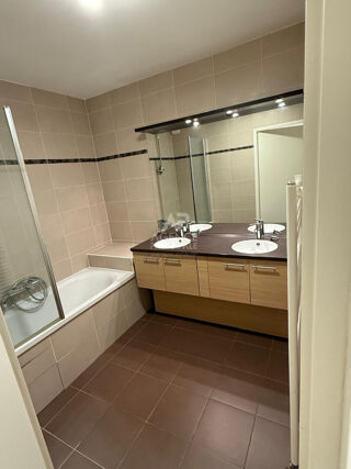  Appartement à vendre 3 pièces 1 m²