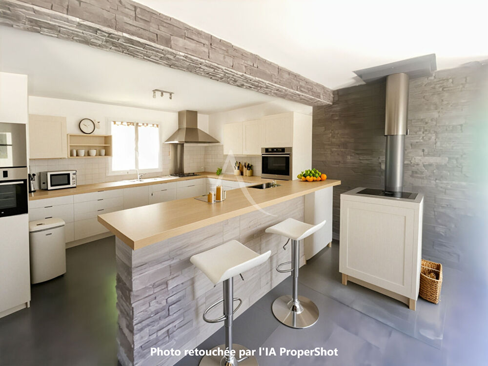 Maison Individuelle VAUREAL de 200* avec 4 chambres terrain 336 m2.