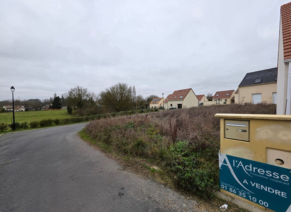 Vente Terrain Terrain constructible viabilisé proche Mantes-la-Jolie - 430 m² - Rare sur le secteur Osmoy