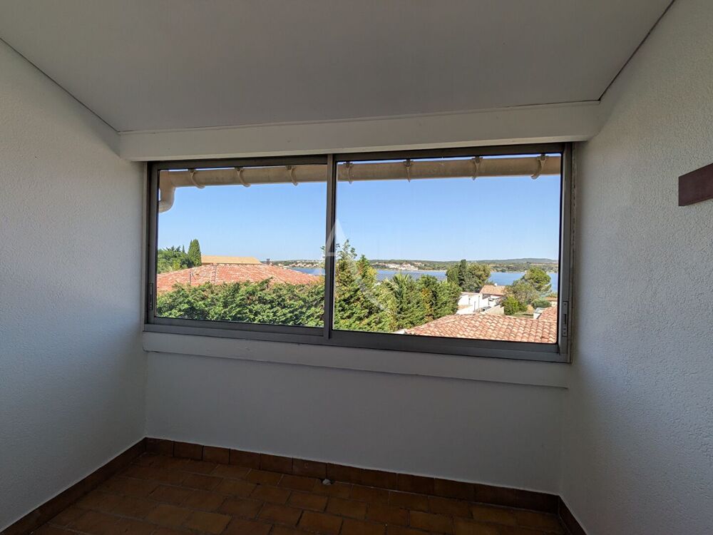 Location Appartement A LOUER - à l'année - studio avec place de parking Balaruc les bains