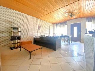  Immeuble � vendre 8 pi�ces 220 m�