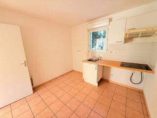  Maison � vendre 4 pi�ces 79 m� Agde