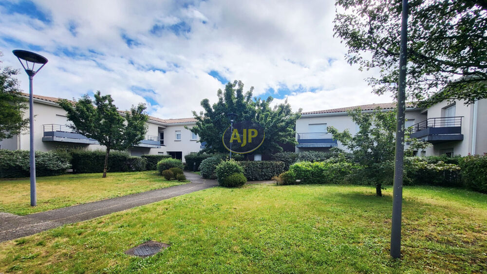 Saint Médard En Jalles Appartement T2 35.7m² avec terrasse