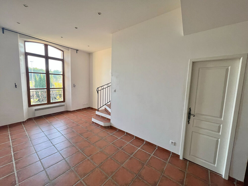 Location Appartement APPARTEMENT LES MILLES - 2 pièce(s) - 42.18 m2 Les milles
