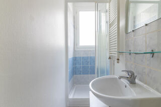  Appartement à louer 3 pièces 45 m²
