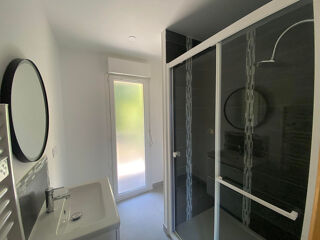  Appartement à louer 3 pièces 57 m²