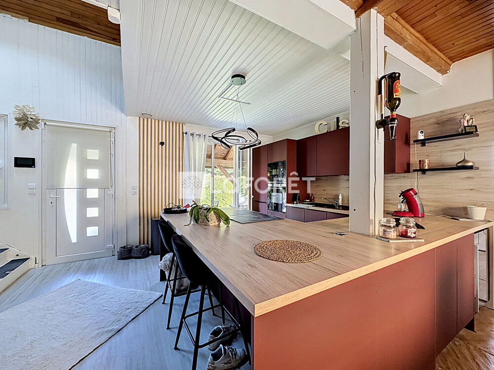 Maison Neufchateau 7 pièce(s) 153.80 m2