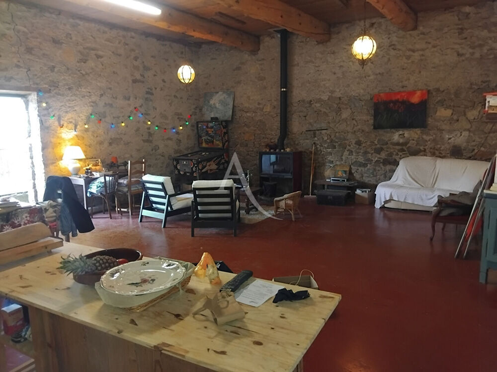 Maison 9 pièces 275 m² · à Montlaur · 275 m² · 154 900 €