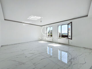  Appartement  vendre 5 pices 107 m
