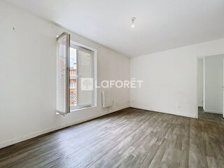  Appartement à louer 3 pièces 45 m²