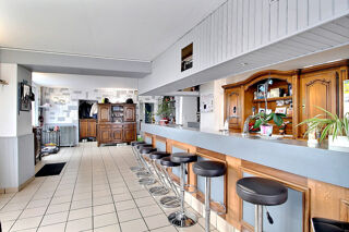  Maison à vendre 13 pièces 265 m²