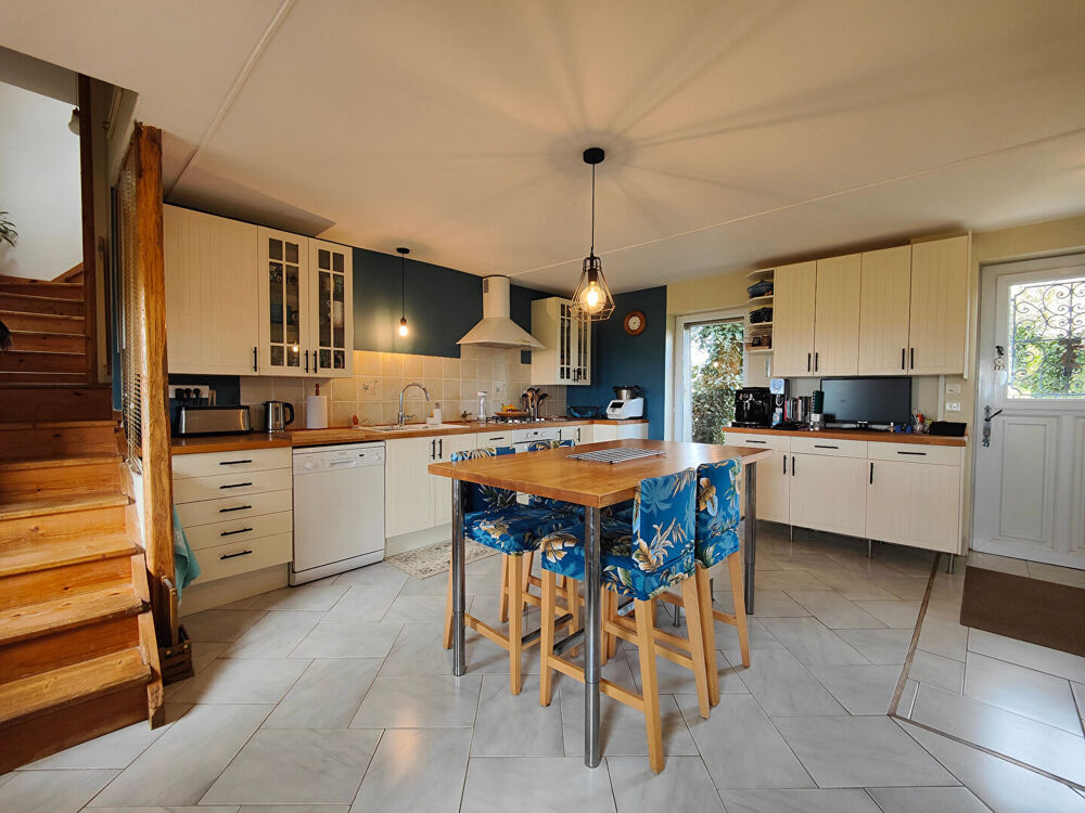 Maison - 127 m² - Saint Genix Les Villages
